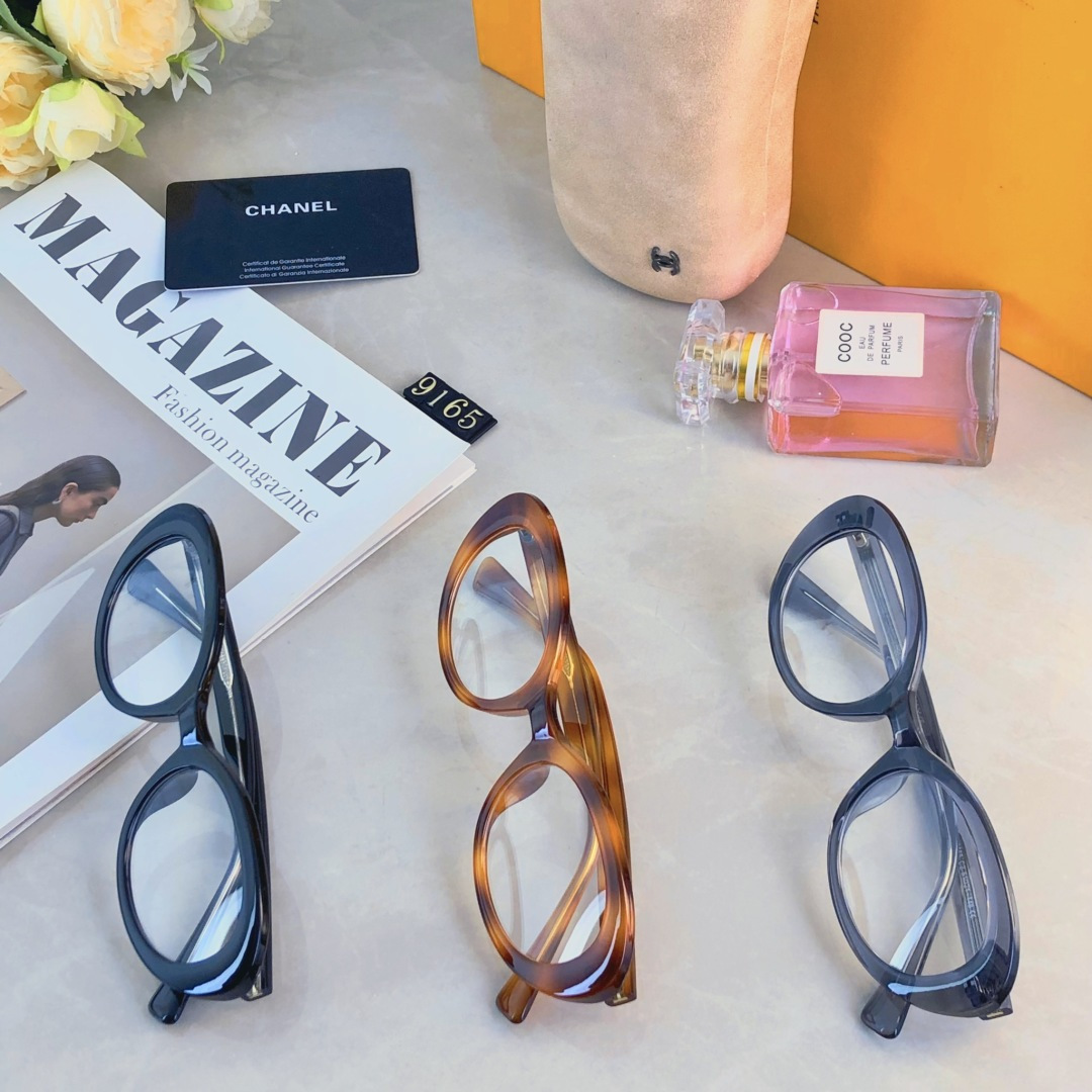 。。Chane*欧美风嘻哈眼镜女潮2025网红素颜拍照猫眼眼镜框可配近视度数
