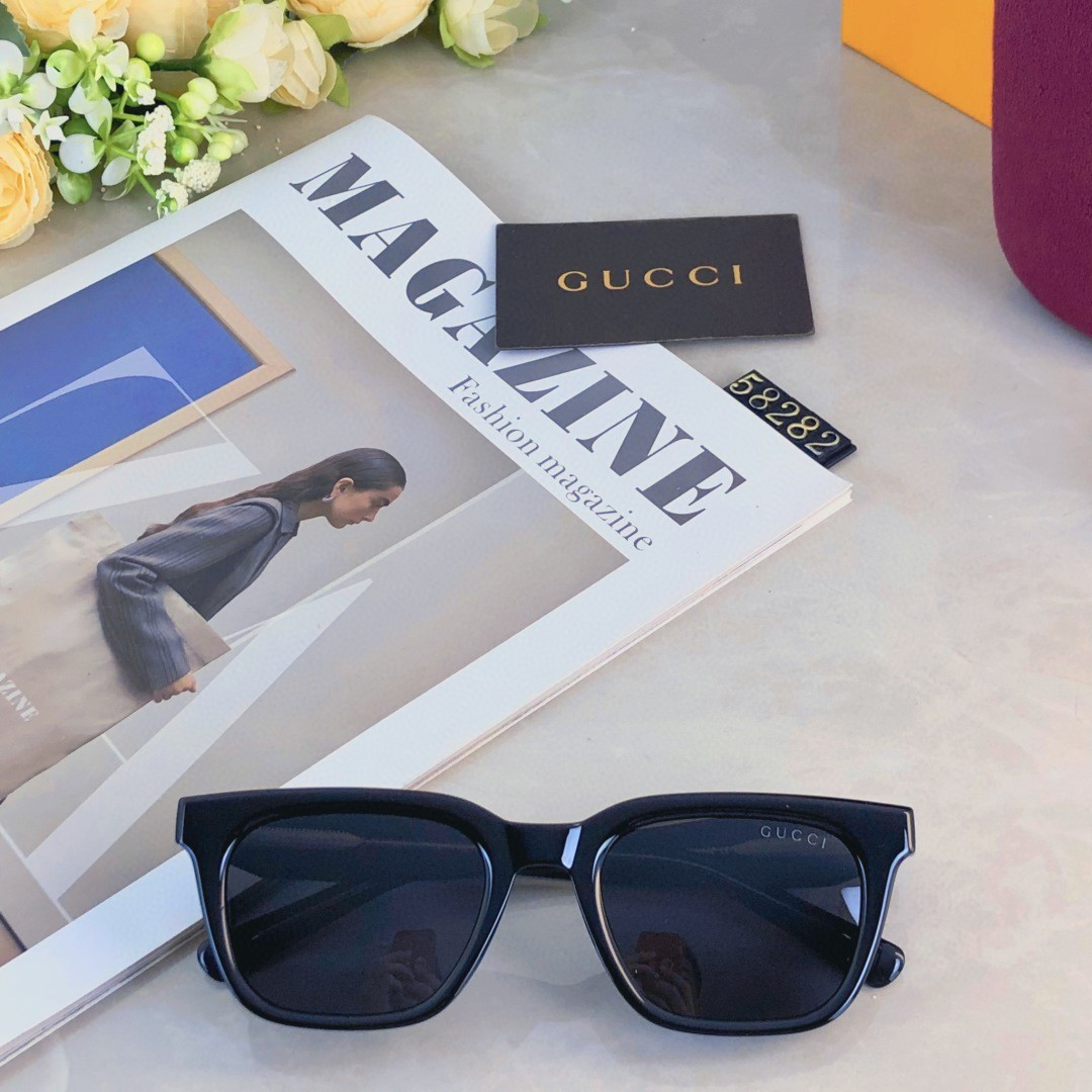 。。Gucc*新款韩系偏光太阳镜男女潮网红方框显脸小素颜复古板材脚墨镜ins