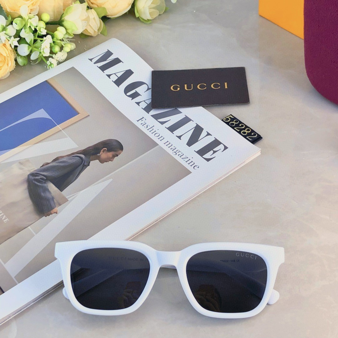 。。Gucc*新款韩系偏光太阳镜男女潮网红方框显脸小素颜复古板材脚墨镜ins