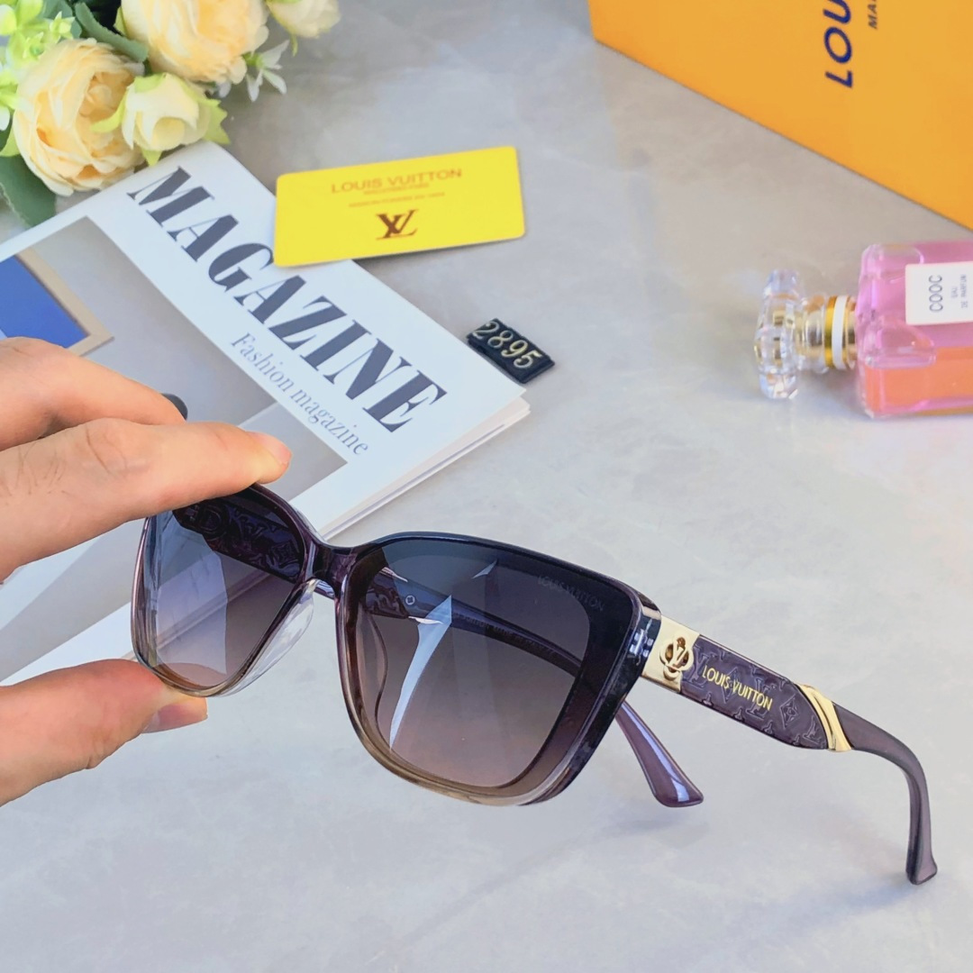 。。Louis vuitto*复古方形百搭黑色墨镜女网红高级感方圆脸显瘦太阳眼镜防晒