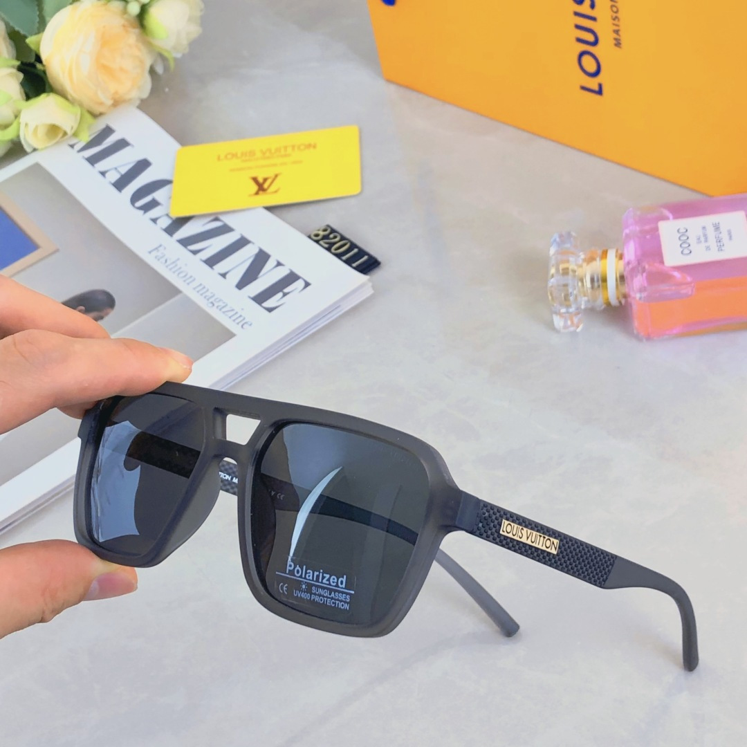 。。Louis vuitto*2025新款太阳镜方形个性韩版潮流墨镜复古高级感防紫外线ins