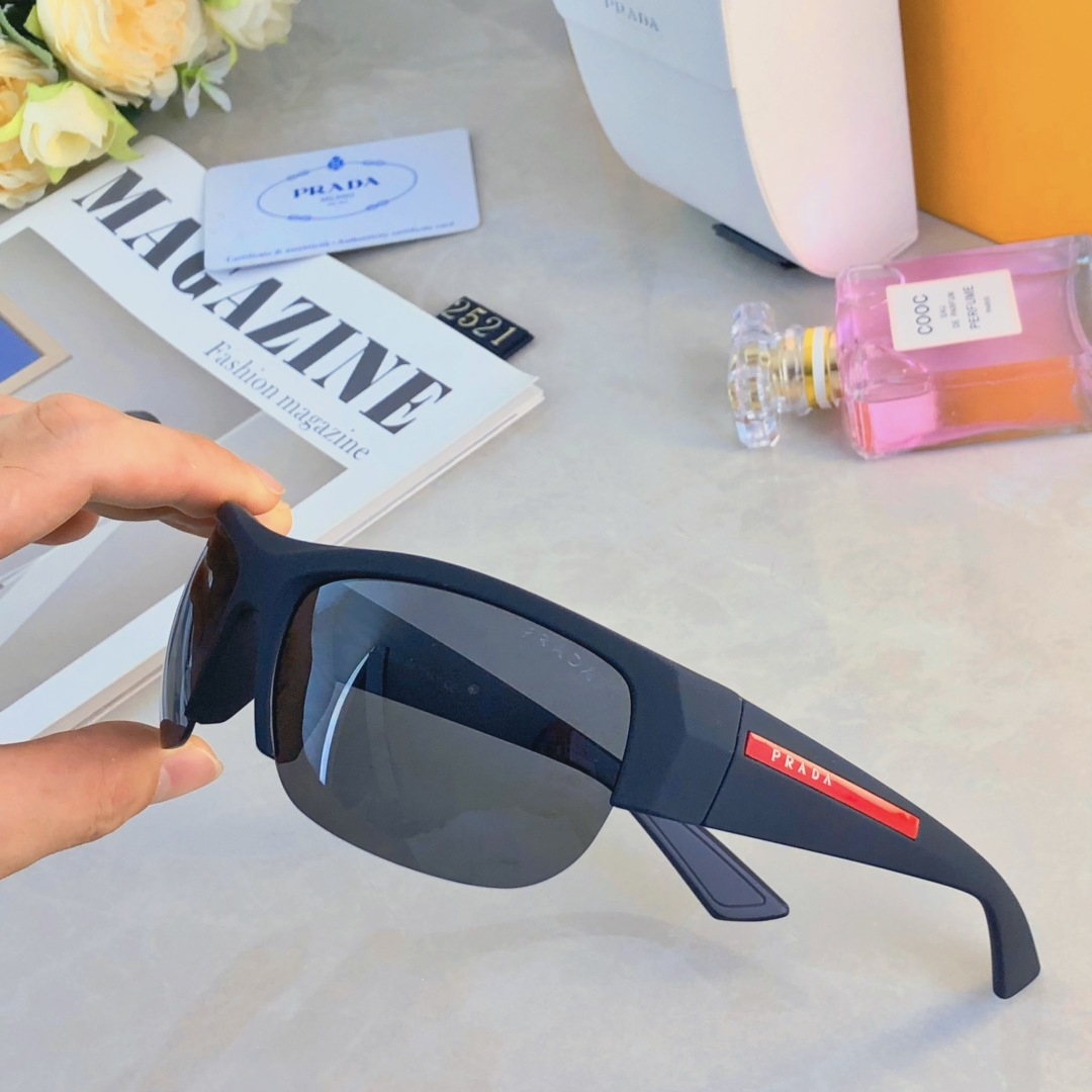。。Prad*简约方形太阳镜Ins旅行防晒时尚墨镜 男女开车运动护目镜