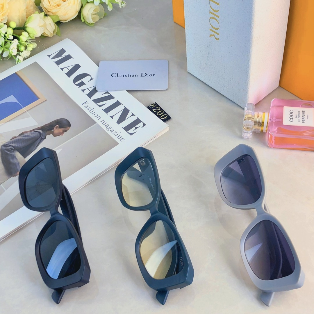 。。Dio*新款墨镜女方框开车驾驶旅游防晒街拍个性遮阳高清太阳眼镜