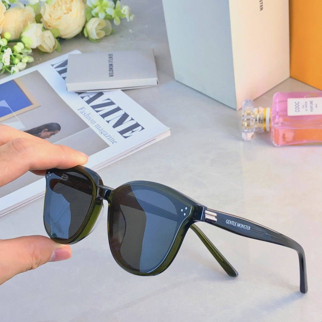 。。2035爆火GM墨镜高级感潮流时尚板材太阳眼镜经典黑超防紫外线
