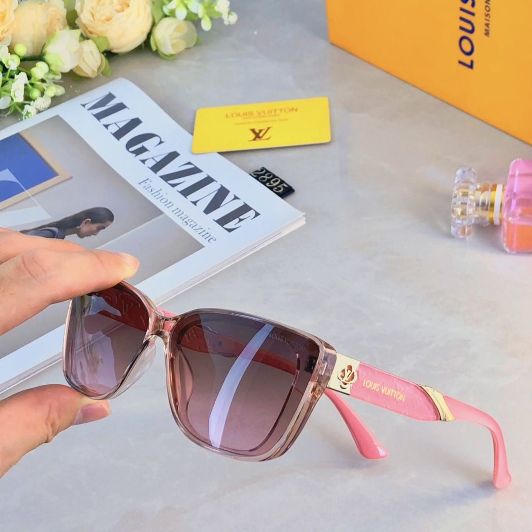 。。Louis vuitto*新款时尚潮流休闲ins超轻经典方框防紫外线高级复古显瘦太阳镜