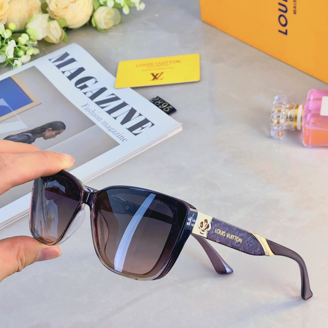 。。Louis vuitto*新款时尚潮流休闲ins超轻经典方框防紫外线高级复古显瘦太阳镜