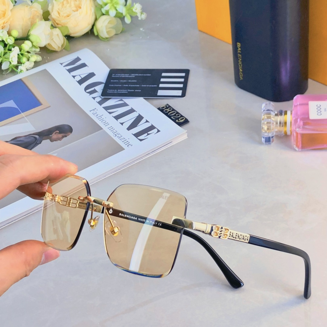 NO:511402,Balenciag* new style of men and women frameless sunglasses driving vacation glasses Fashion trendy casual sunglasses glasses sunglasses sunglasses, glasses, balenciaga19860909Balenciag*新款男女无框太阳镜 驾驶出游度假眼镜 时尚潮流休闲太阳眼镜眼镜墨镜太阳镜,眼镜,balenciaga,glasses
