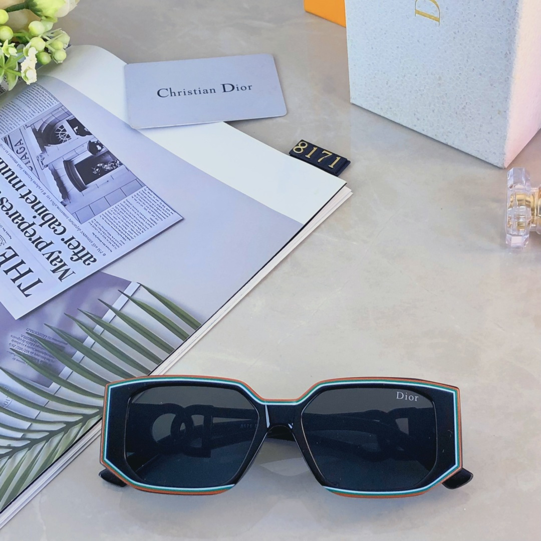 。。Dio*2025新款字母构造镜腿大框时尚设计师文艺太阳镜女防紫外线