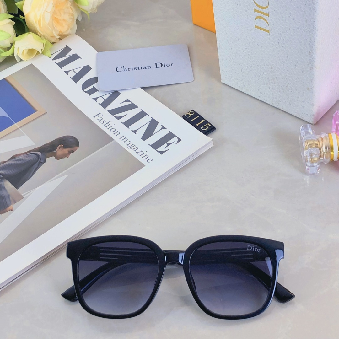 。。Dio*太阳镜高级感时尚方框墨镜复古街拍简约防紫外线太阳眼镜