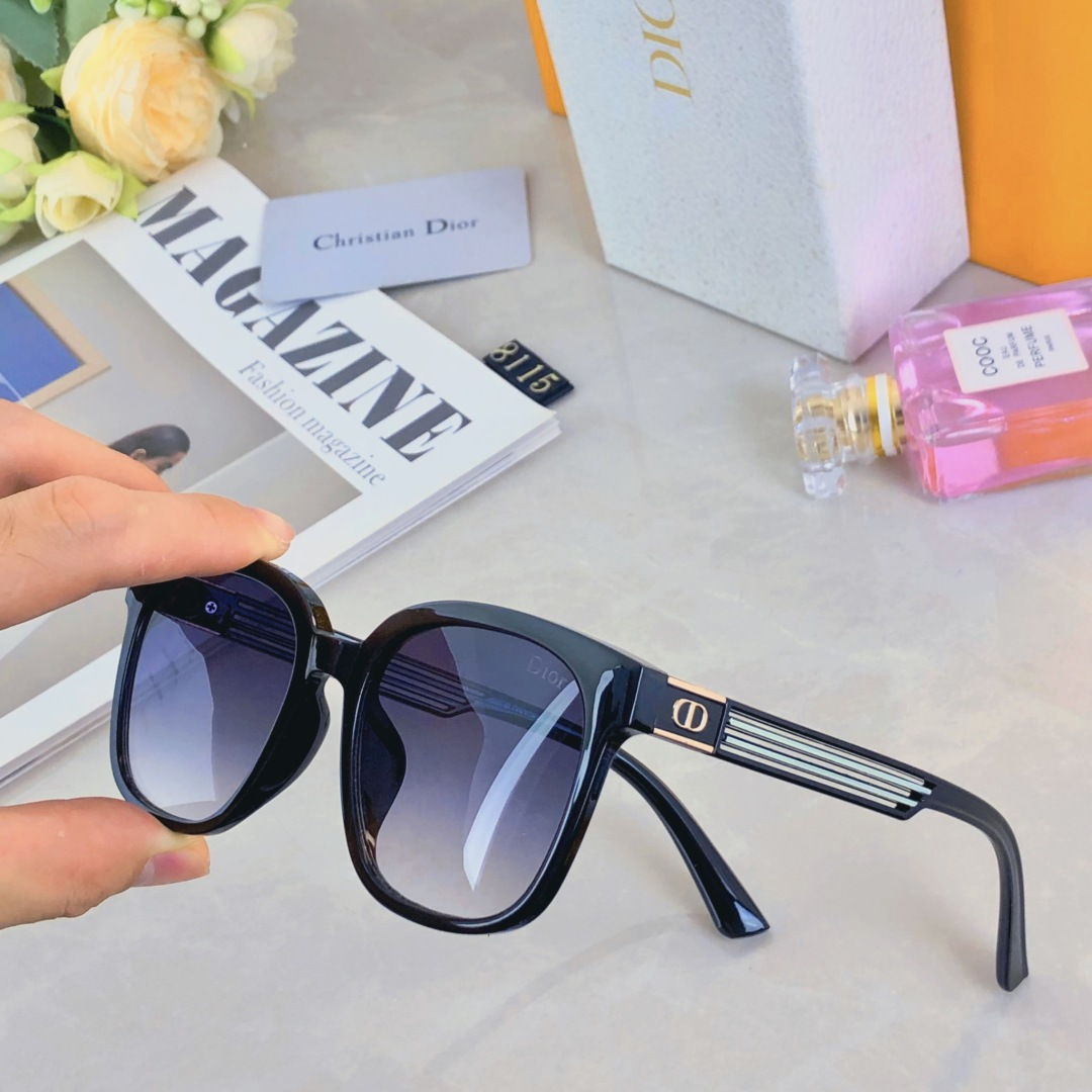 。。Dio*太阳镜高级感时尚方框墨镜复古街拍简约防紫外线太阳眼镜