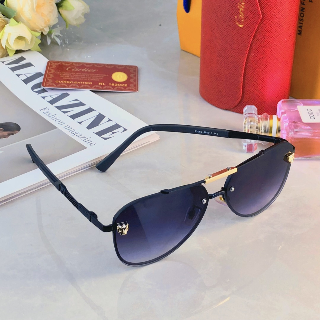 。。Cartie*新款男士时尚一体片太阳镜 个性豹子头装饰金属墨镜 户外骑行遮阳