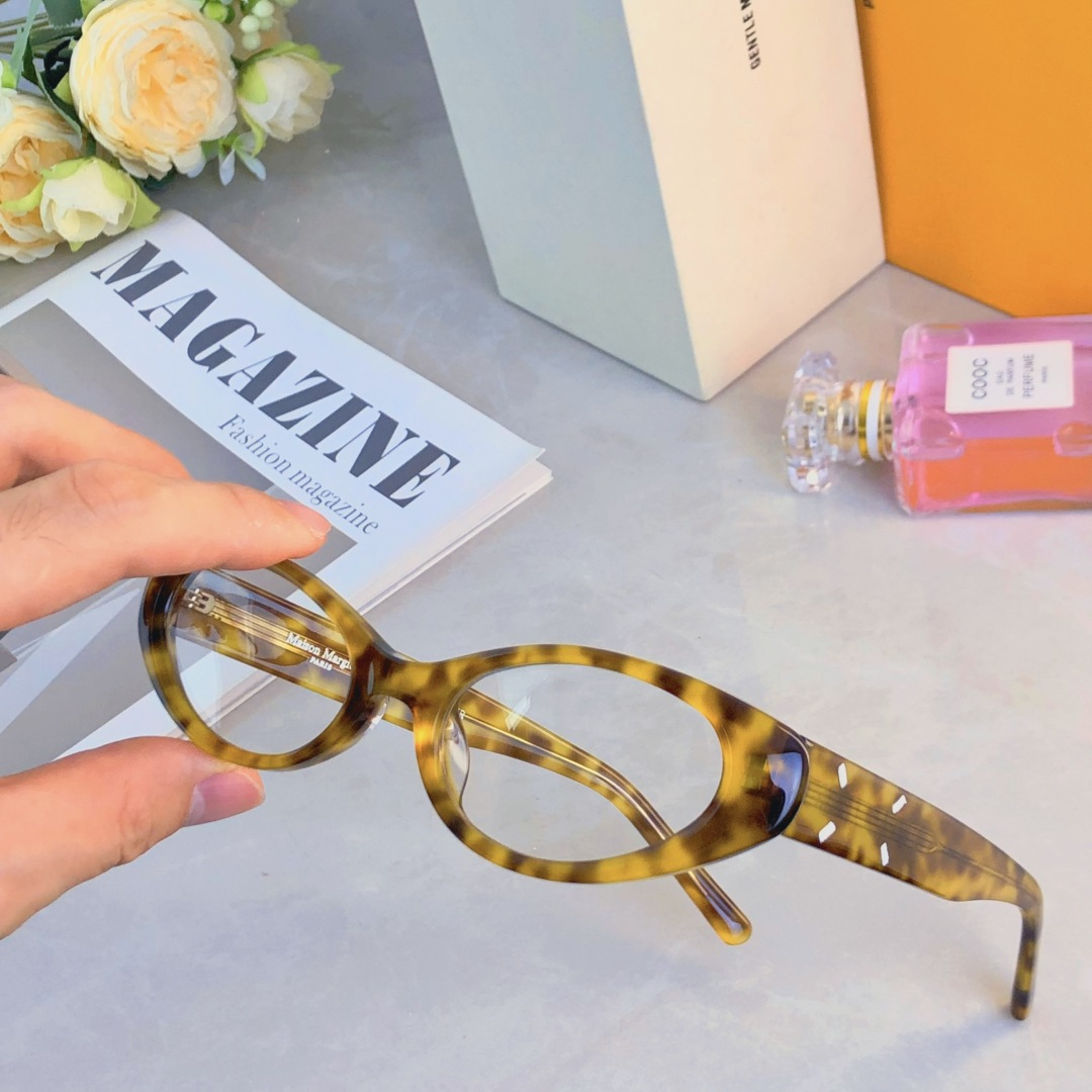 。。辣妹小窄框潮酷墨镜男女高级感平光镜时尚百搭小红书网红太阳眼镜