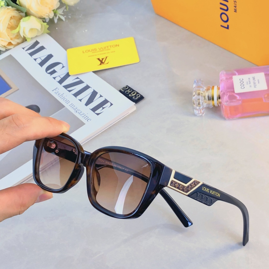 。。Louis vuitto*墨镜女高级感方形时尚复古韩版小框潮流时尚休闲设计太阳眼镜
