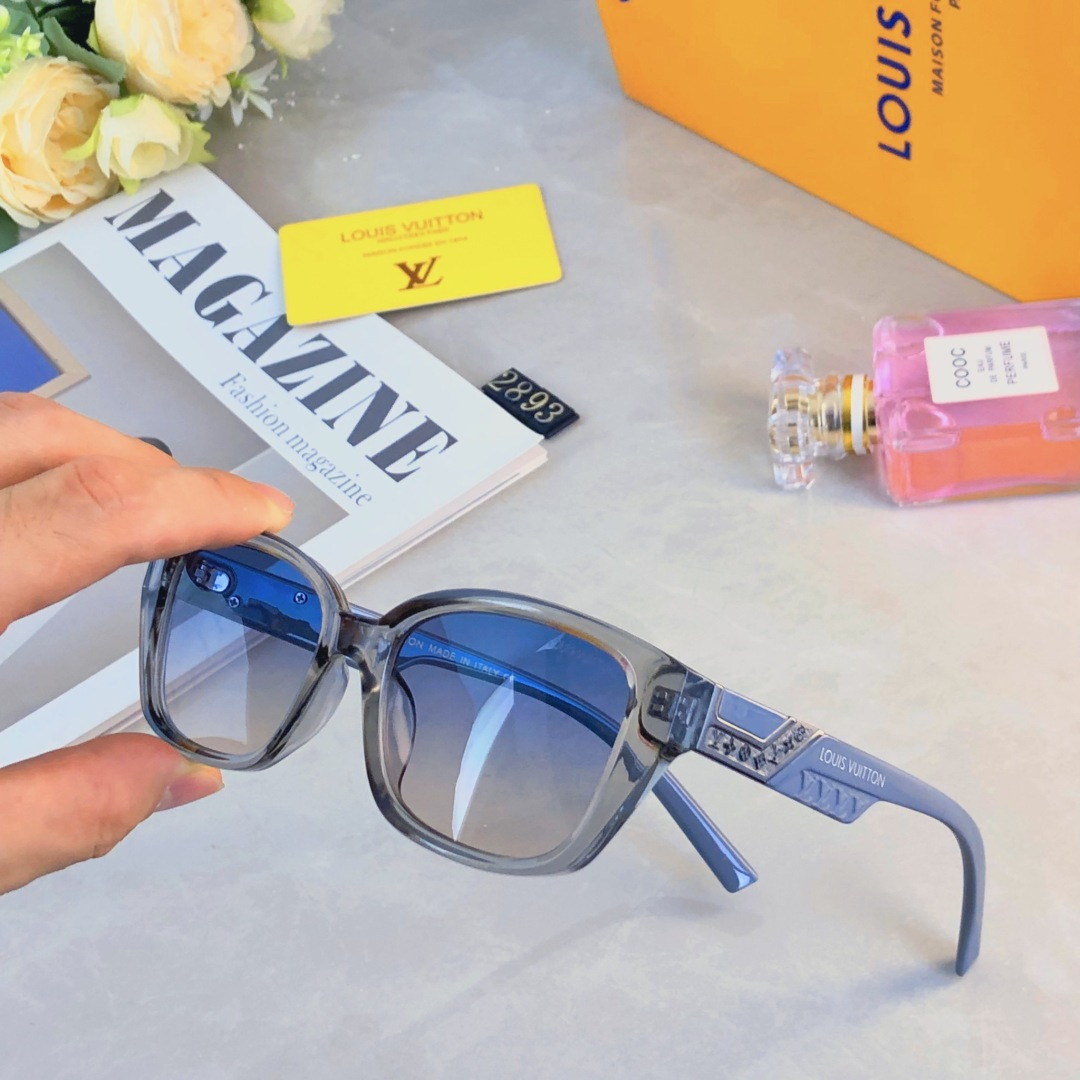 。。Louis vuitto*墨镜女高级感方形时尚复古韩版小框潮流时尚休闲设计太阳眼镜