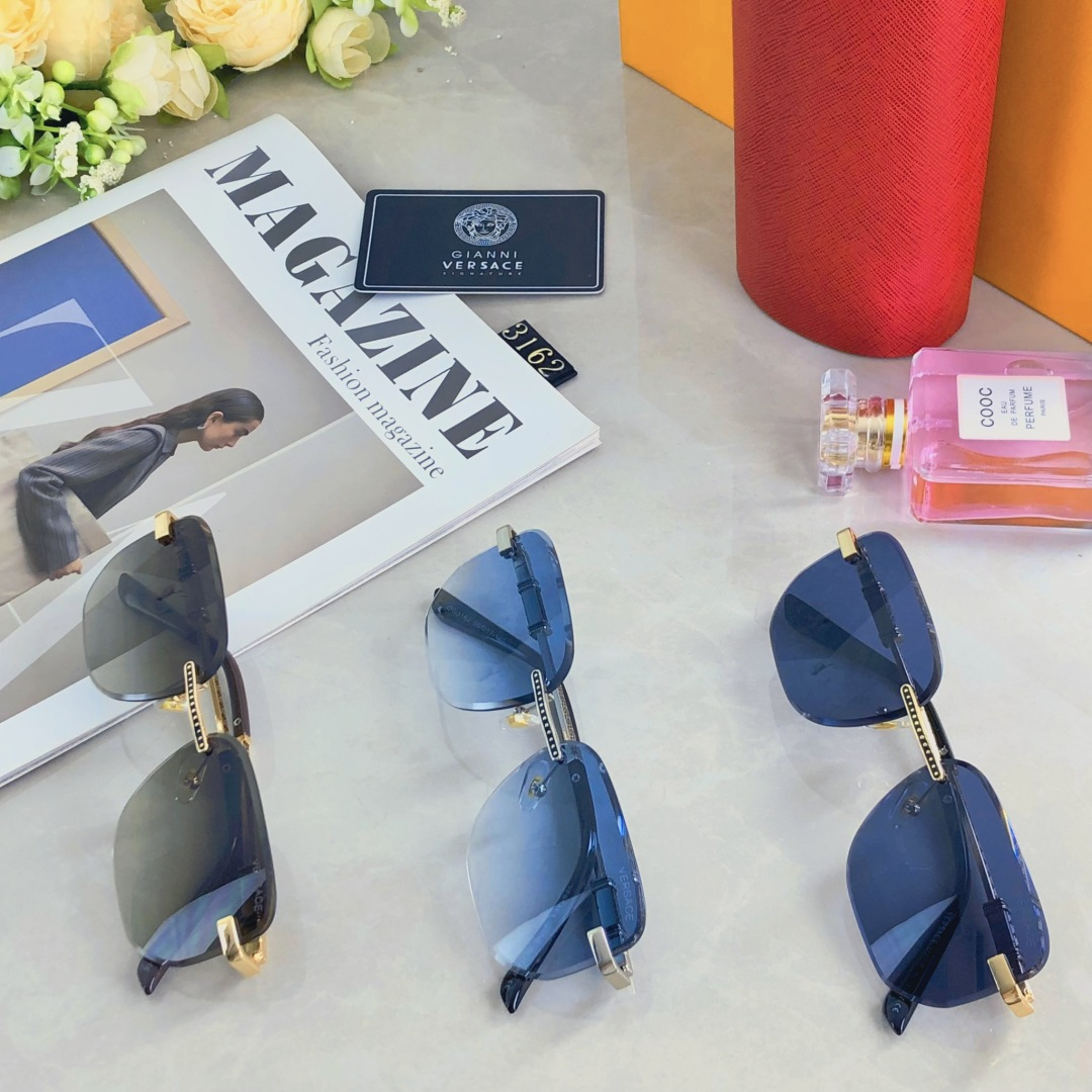 。。Cartie*时尚新款高品质高质感百搭遮阳潮流无框方框金属