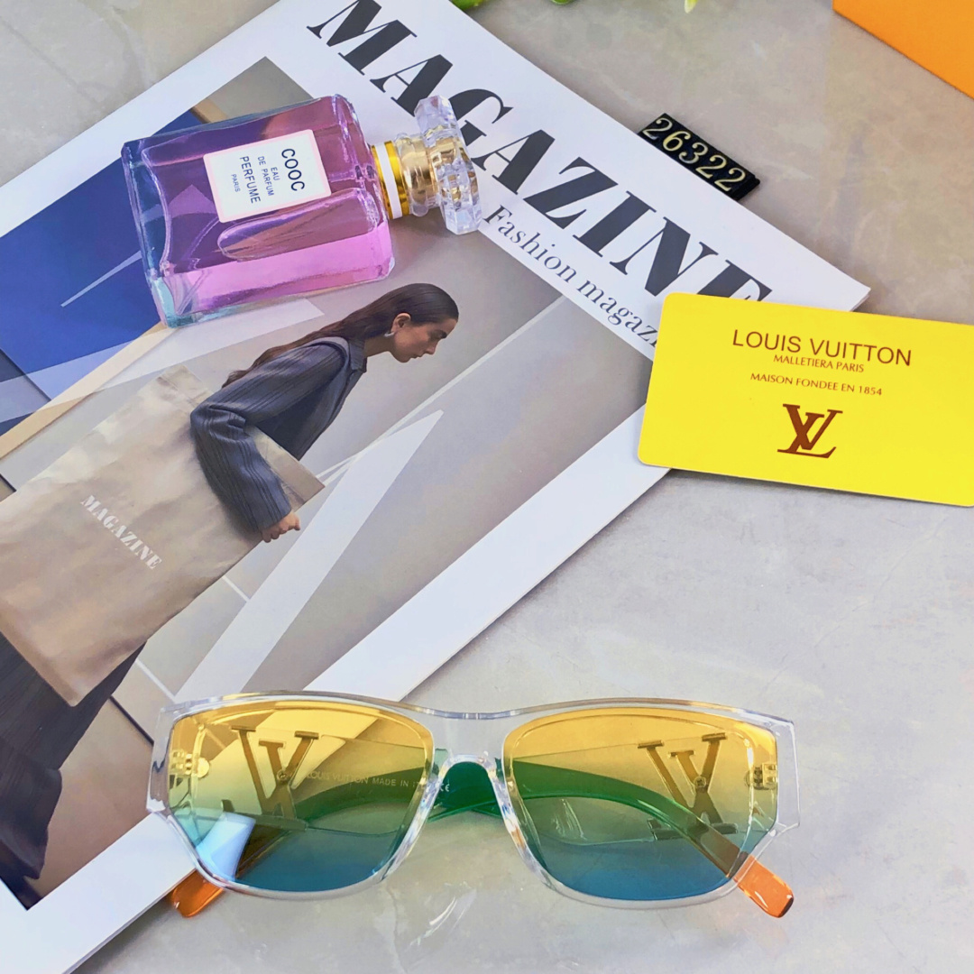 。。Louis vuitto*墨镜女高级感方形时尚复古韩版小框潮流时尚休闲设计太阳眼镜