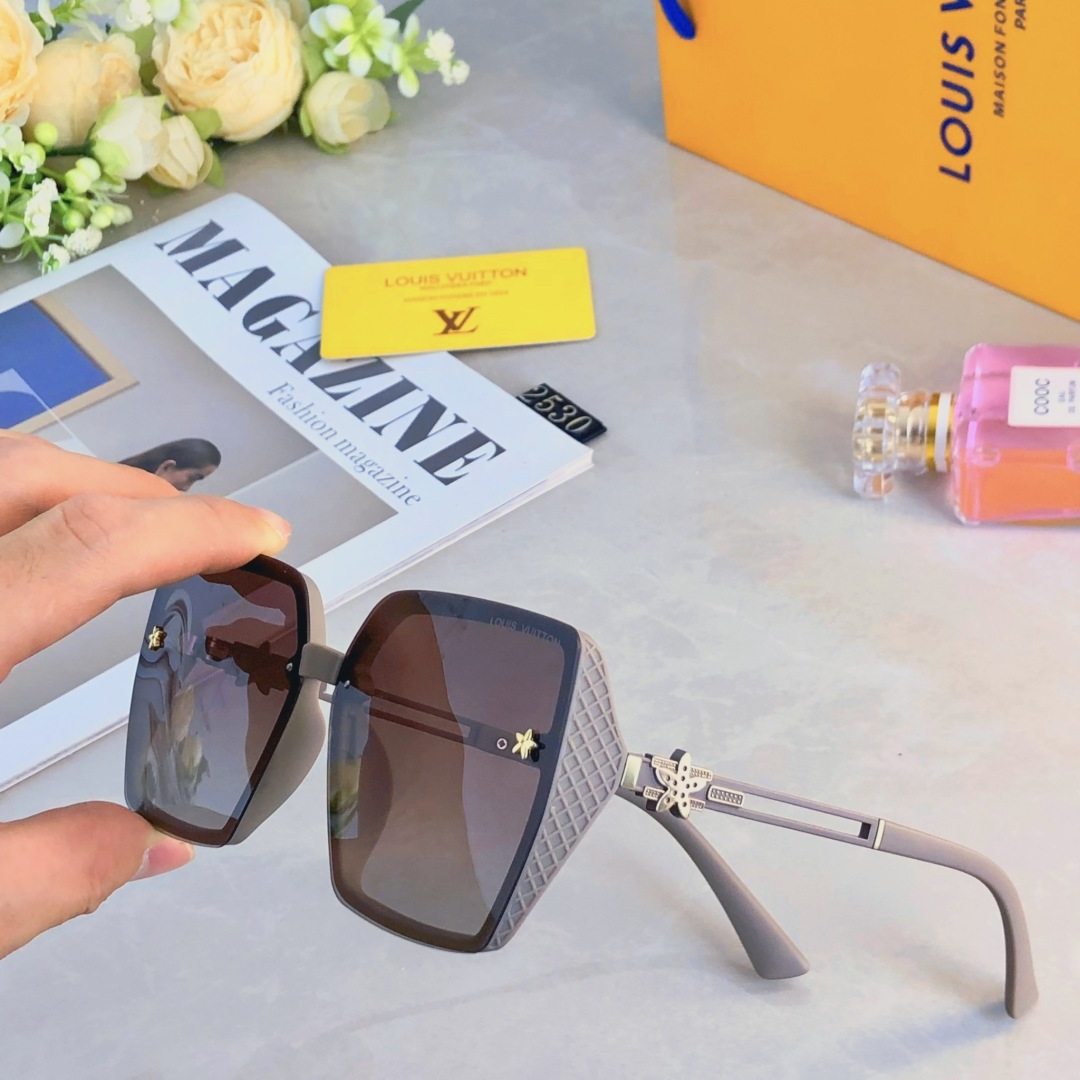 。。Louis vuitto*女士墨镜2025新款时尚百搭偏光太阳眼镜大脸显瘦防紫外线开车