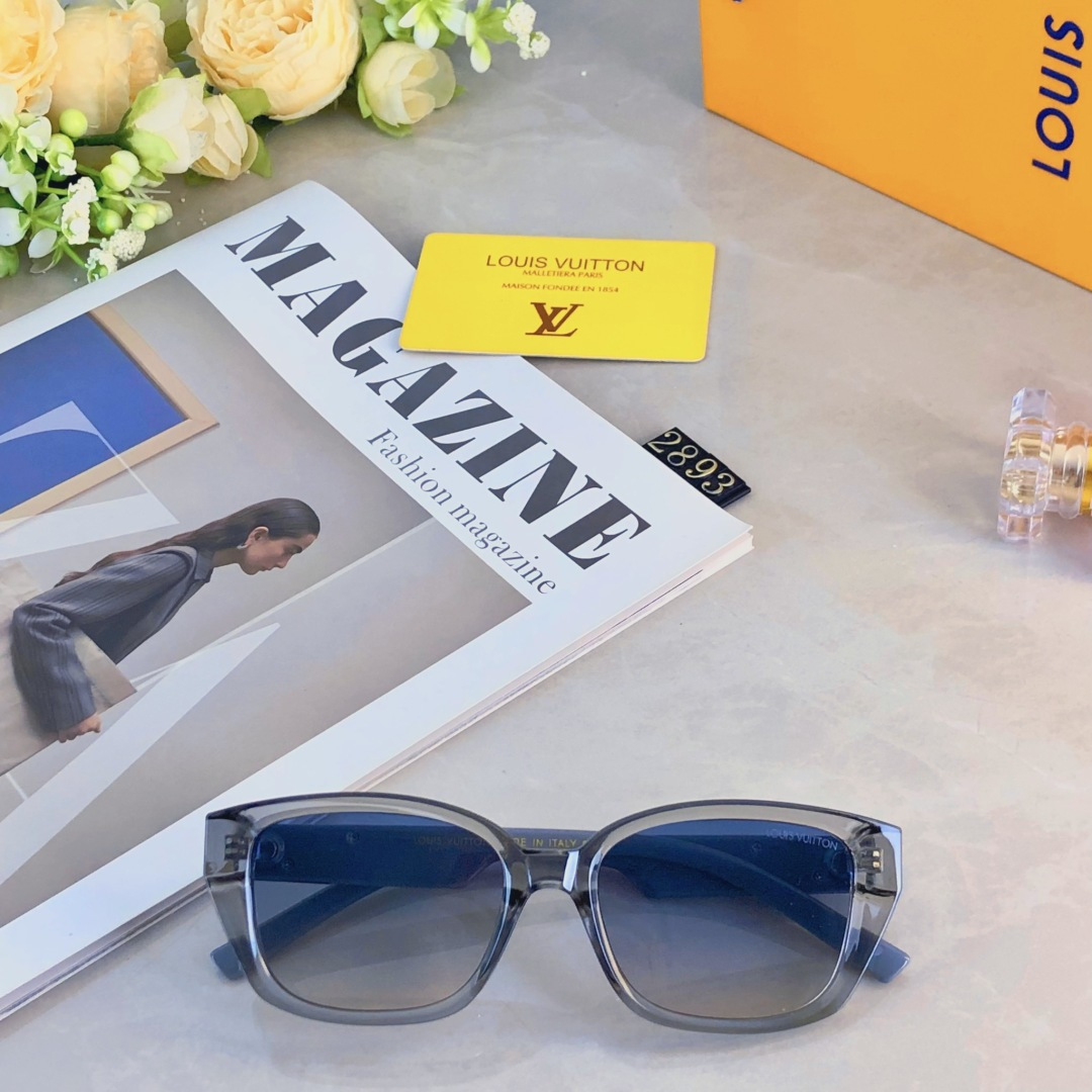 。。Louis vuitto*墨镜女高级感方形时尚复古韩版小框潮流时尚休闲小众设计太阳眼镜