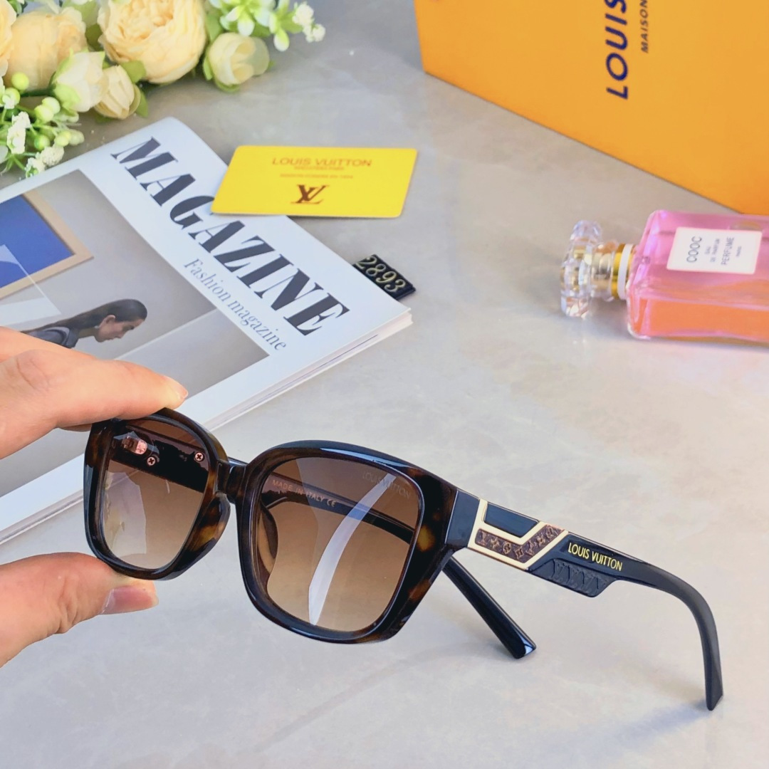 。。Louis vuitto*墨镜女高级感方形时尚复古韩版小框潮流时尚休闲小众设计太阳眼镜