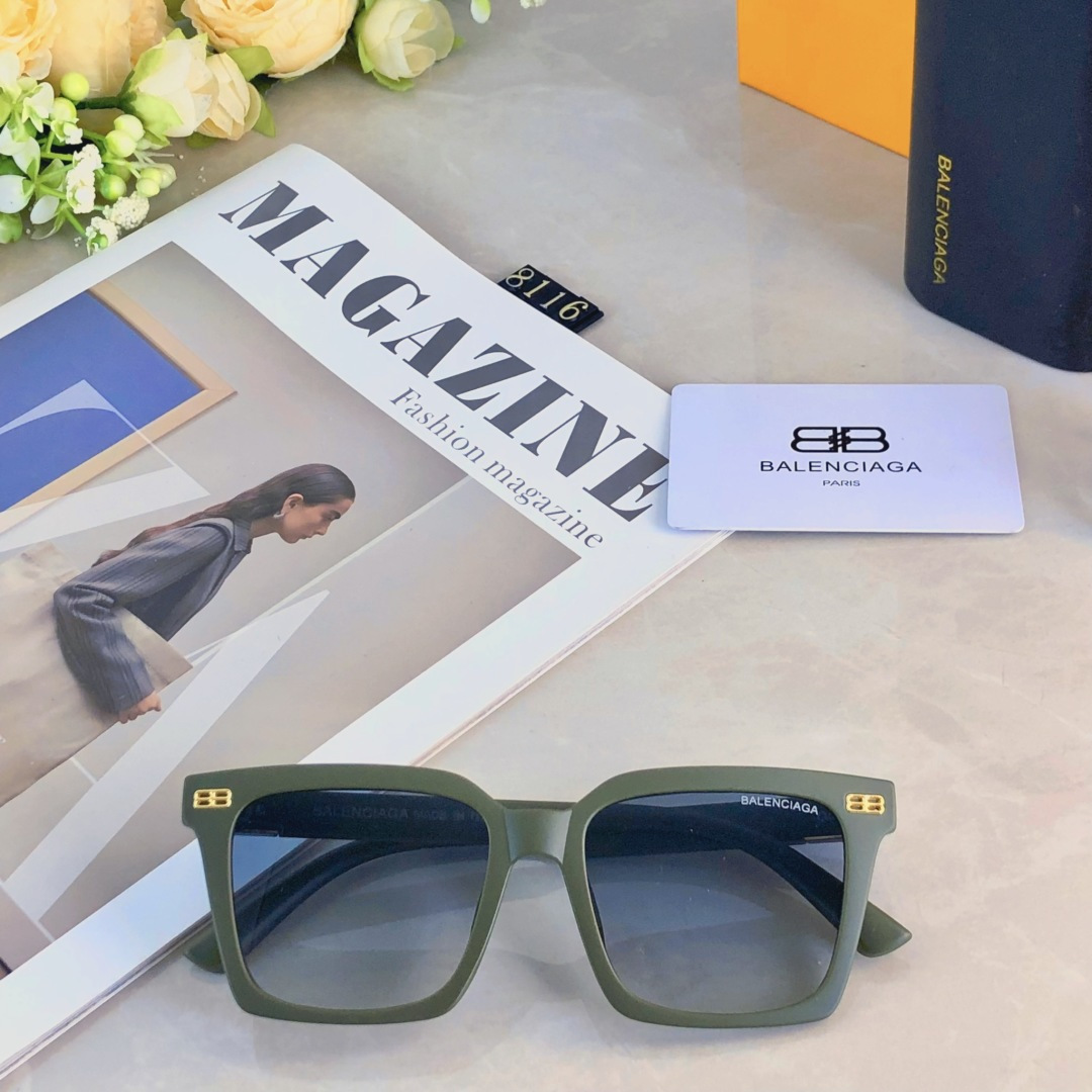 。。Balenciag*新款方形百搭太阳镜气质简约欧美风墨镜女防紫外线超轻ins风