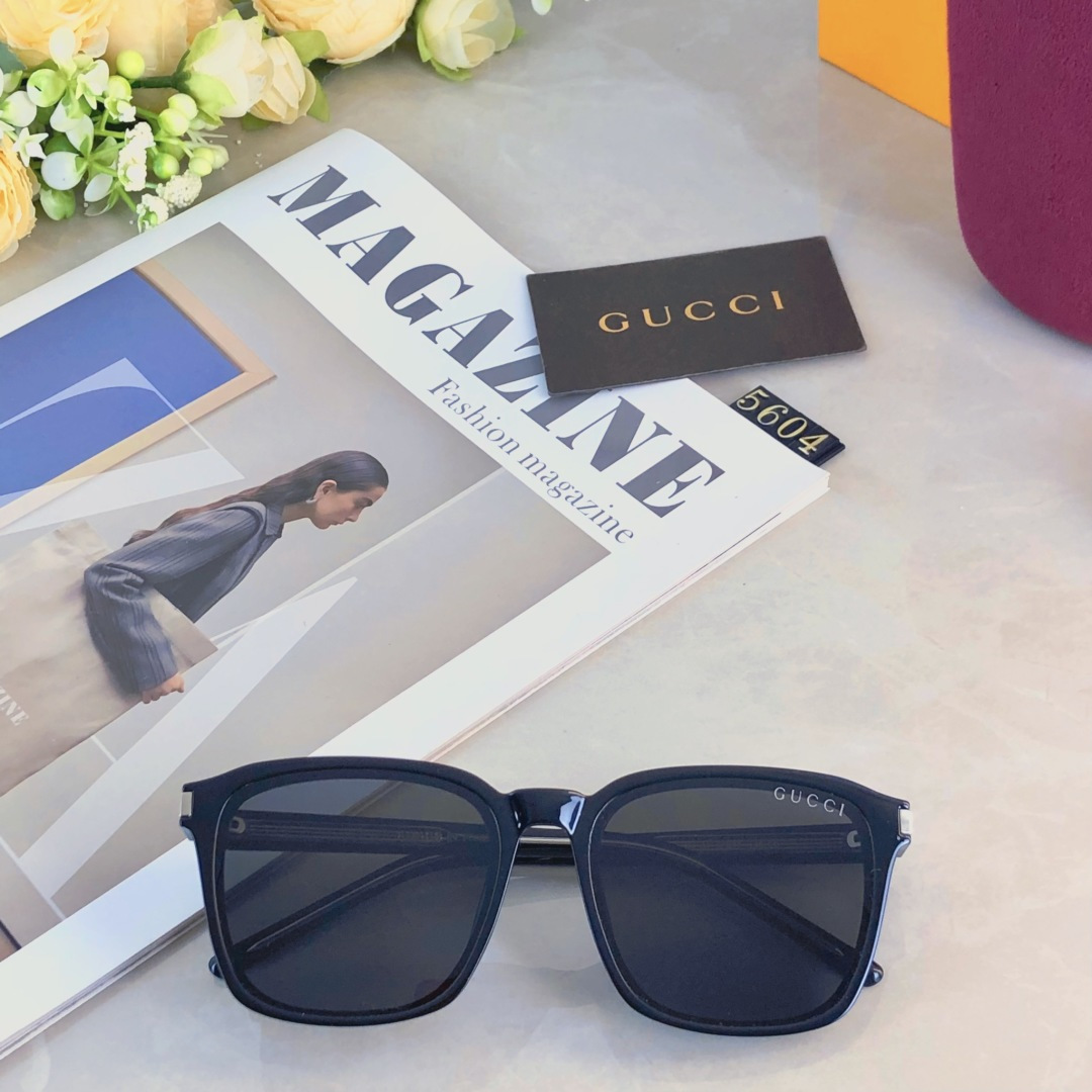 。。Gucc*新款网红墨镜太阳镜防晒时尚街拍防紫外线方框眼镜