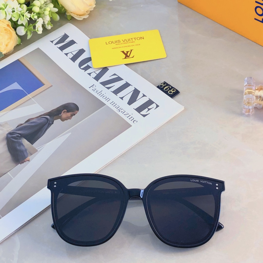 。。Louis vuitto*韩版复古黑超大框潮牌情侣墨镜明星方形圆脸潮人男女太阳眼镜