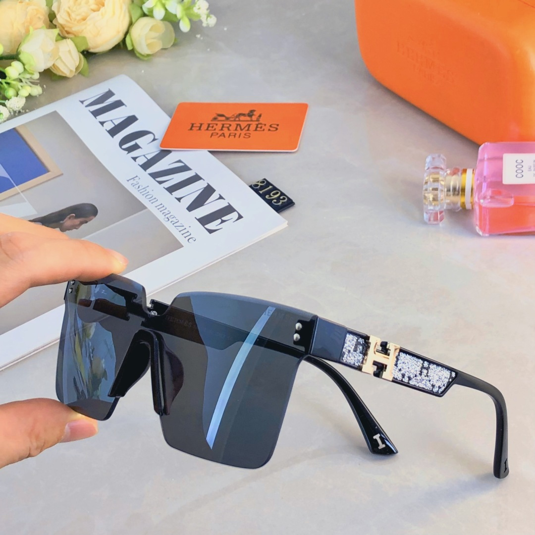 。。Herme*2025新款镜腿字母连体高级感时尚大框墨镜女细闪潮流太阳镜