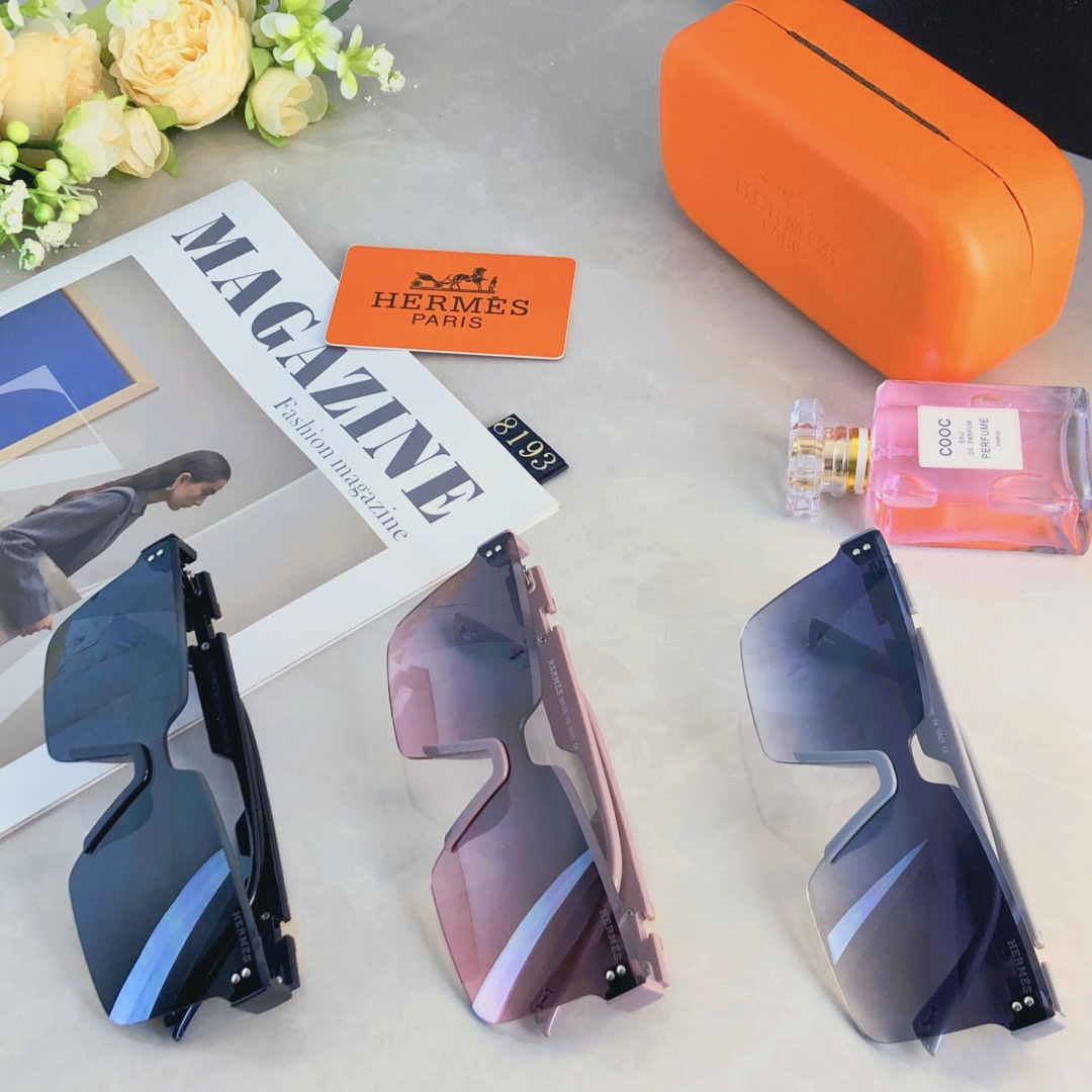 。。Herme*2025新款镜腿字母连体高级感时尚大框墨镜女细闪潮流太阳镜