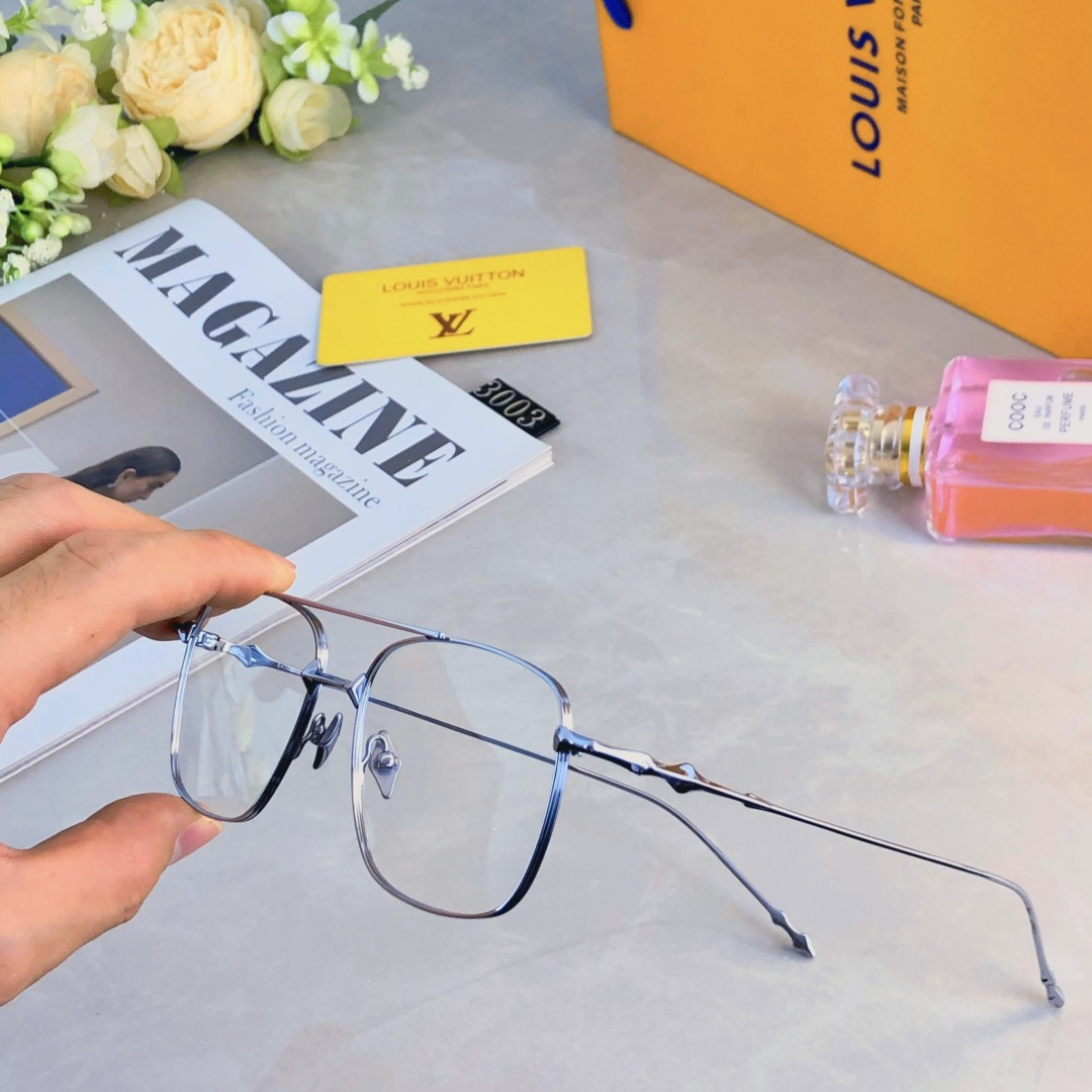 。。Louis vuitto*2025新品超轻纯钛眼镜架女潮流素颜大框近视防蓝光平光眼睛镜男
