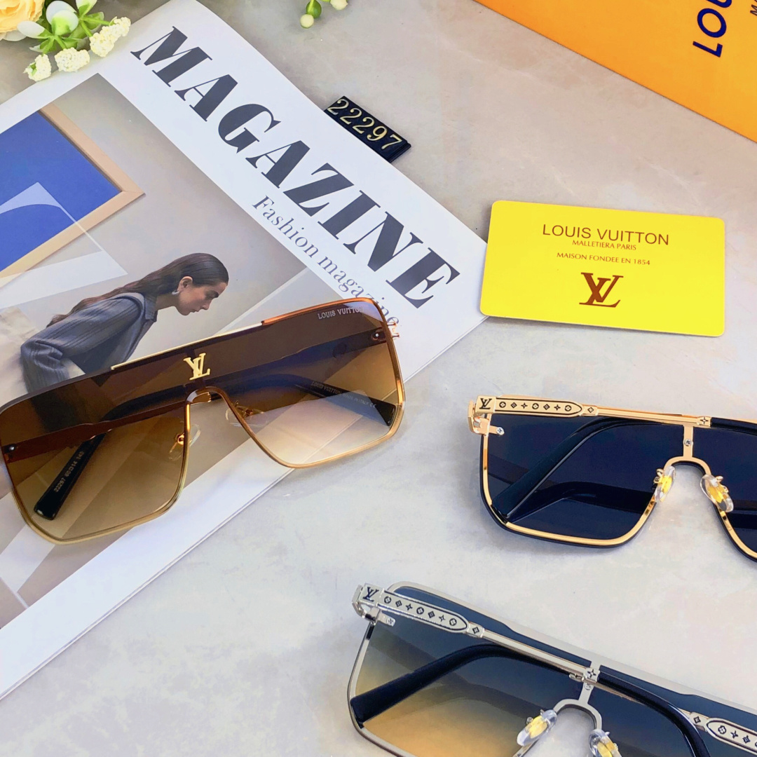 。。Louis vuitto*新款大框男女太阳镜  方框驾驶出游度假太阳镜 时尚休闲墨镜