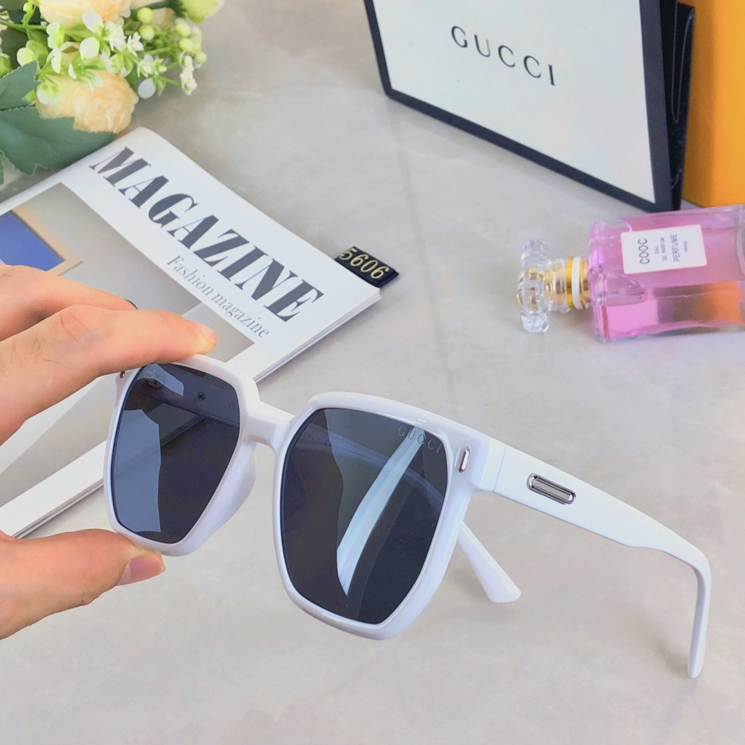 。。Gucc*2025新款高级大脸显瘦防紫外线遮阳高清时尚潮款偏光镜眼镜太阳镜