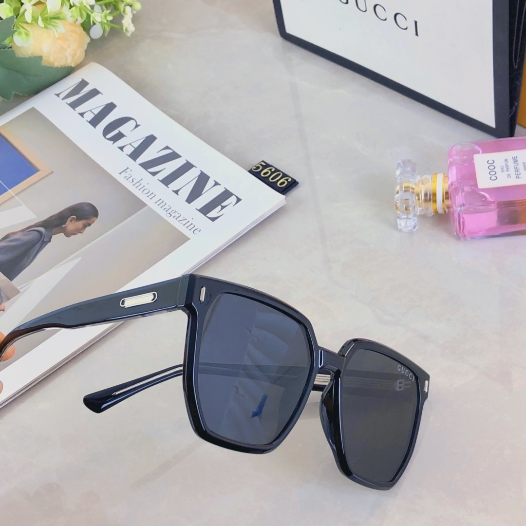 。。Gucc*2025新款高级大脸显瘦防紫外线遮阳高清时尚潮款偏光镜眼镜太阳镜