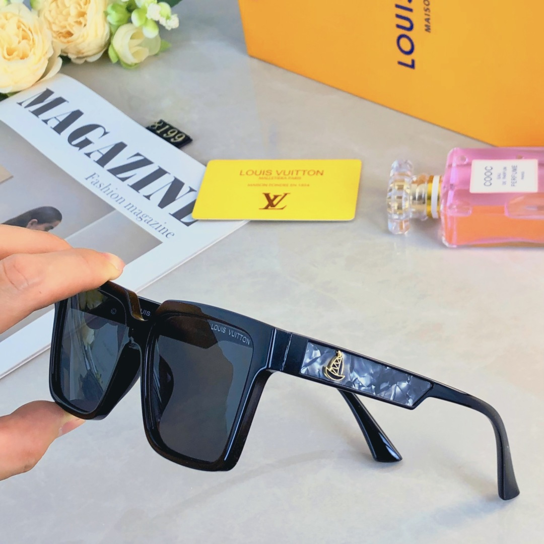 NO:369999,LOUISVUITTO*Internet celebrity same style 2025 square frame sunglasses women retro fashion ins sun protection ultraviolet sunglasses sunglasses sunglasses, glasses, louis vuitton19860909LOUISVUITTO*网红同款2025方框墨镜女复古时尚ins遮阳时尚防晒紫外线太阳镜眼镜墨镜太阳镜,眼镜,louis vuitton,glasses