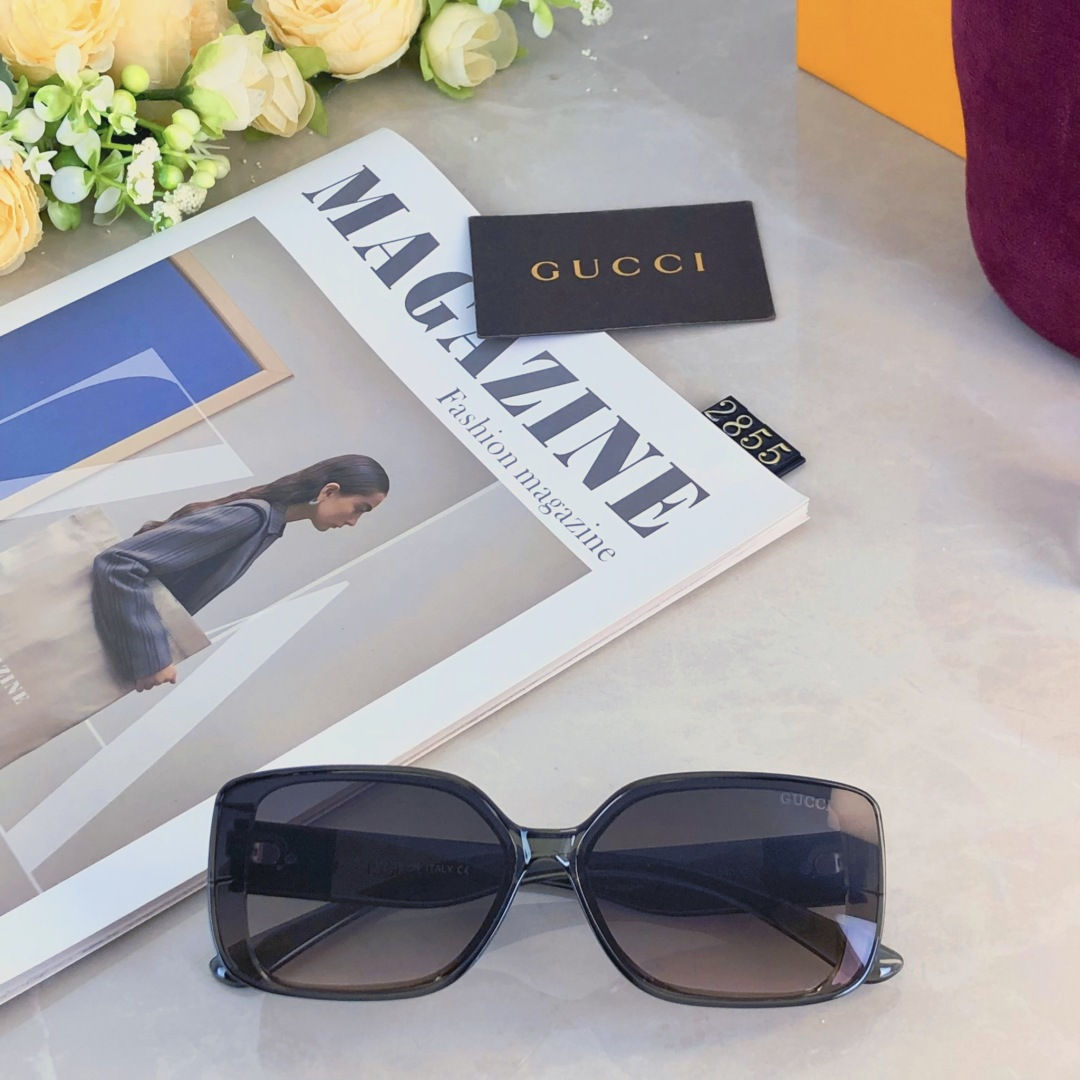 。。Gucc*网红个性潮流旅游街拍防强光墨镜纯欲复古风方形显瘦太阳眼镜男女