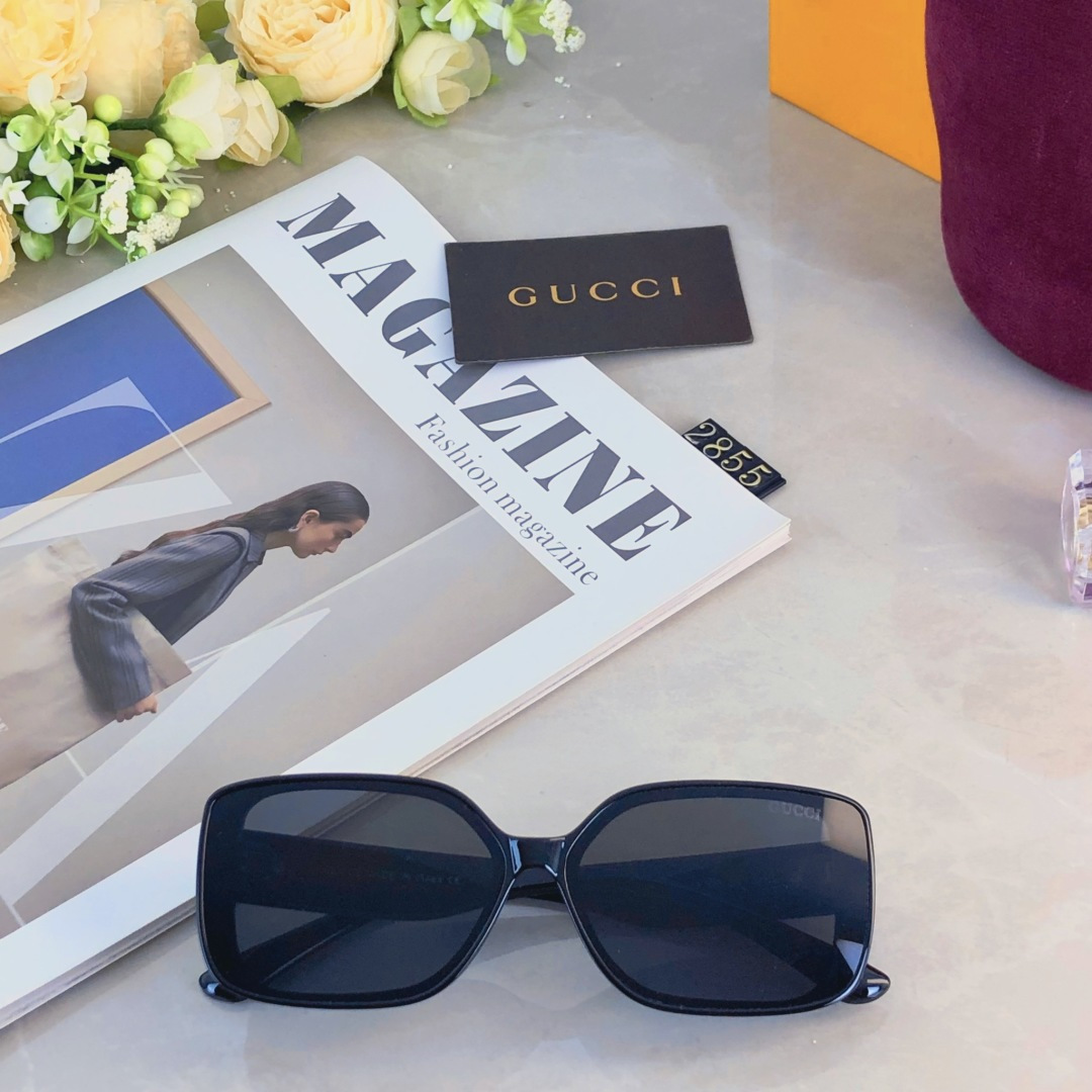 。。Gucc*网红个性潮流旅游街拍防强光墨镜纯欲复古风方形显瘦太阳眼镜男女