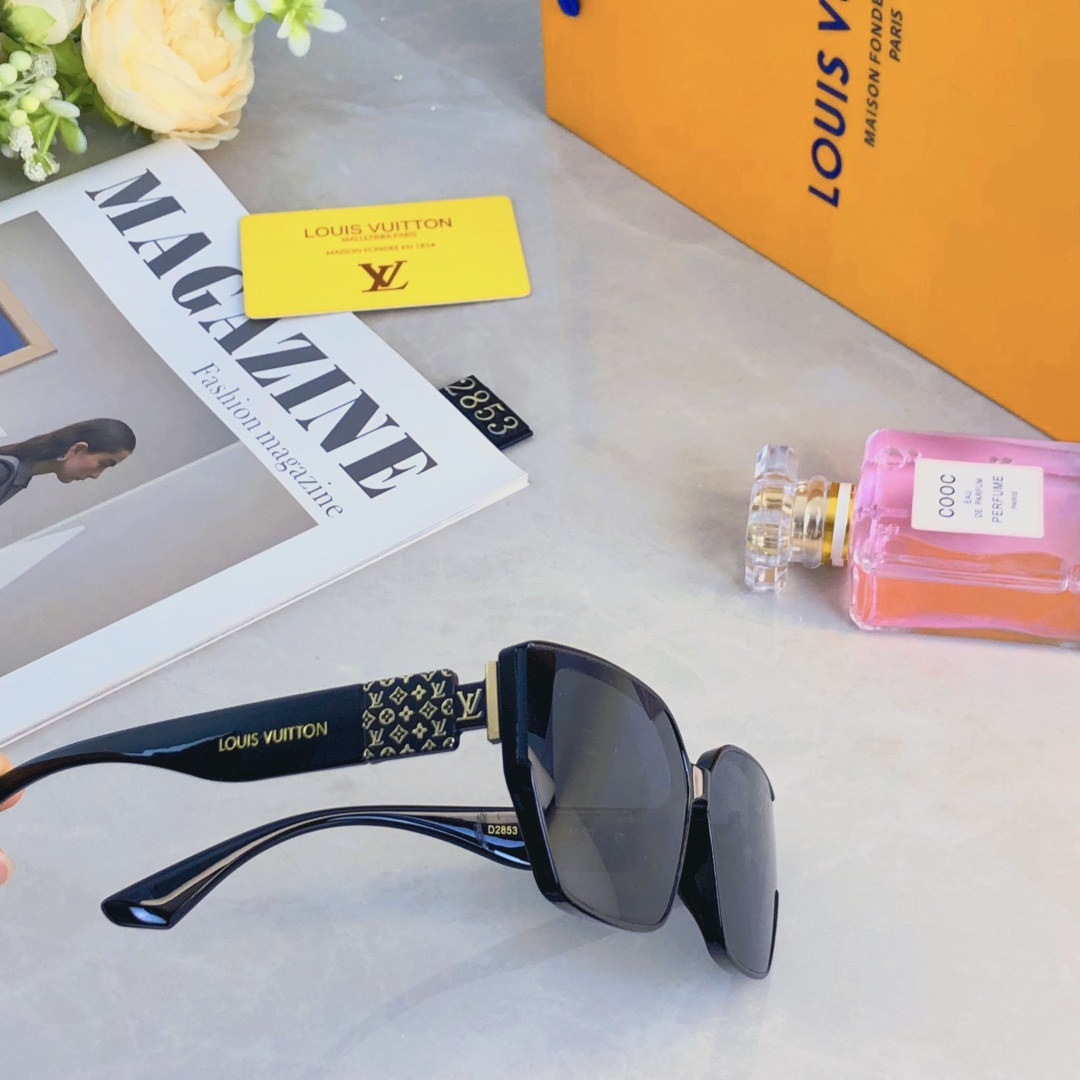 。。Louis vuitto*时尚高级感防紫外线ins度假拍照凹造型眼镜墨镜太阳眼镜