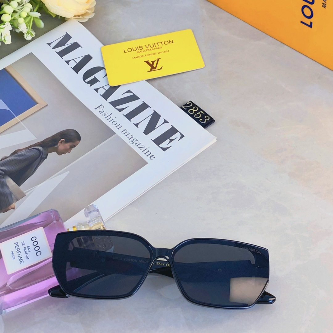 。。Louis vuitto*时尚高级感防紫外线ins度假拍照凹造型眼镜墨镜太阳眼镜
