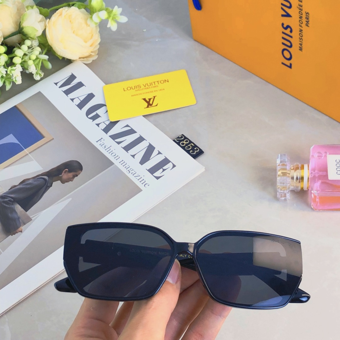 。。Louis vuitto*时尚高级感防紫外线ins度假拍照凹造型眼镜墨镜太阳眼镜
