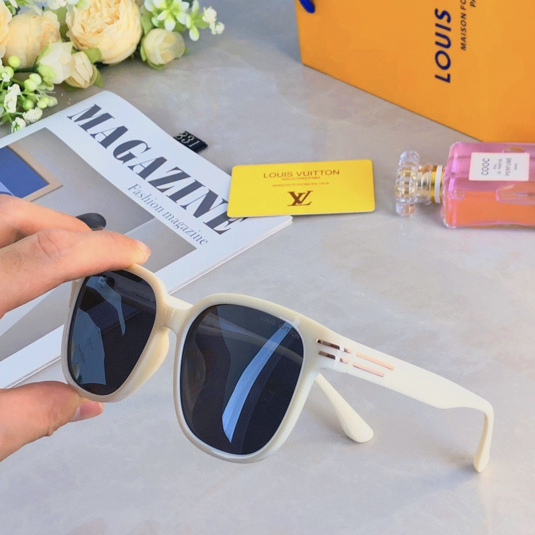 。。Louis vuitto*偏光太阳眼镜男女高级感时尚素颜显脸小墨镜ins开车