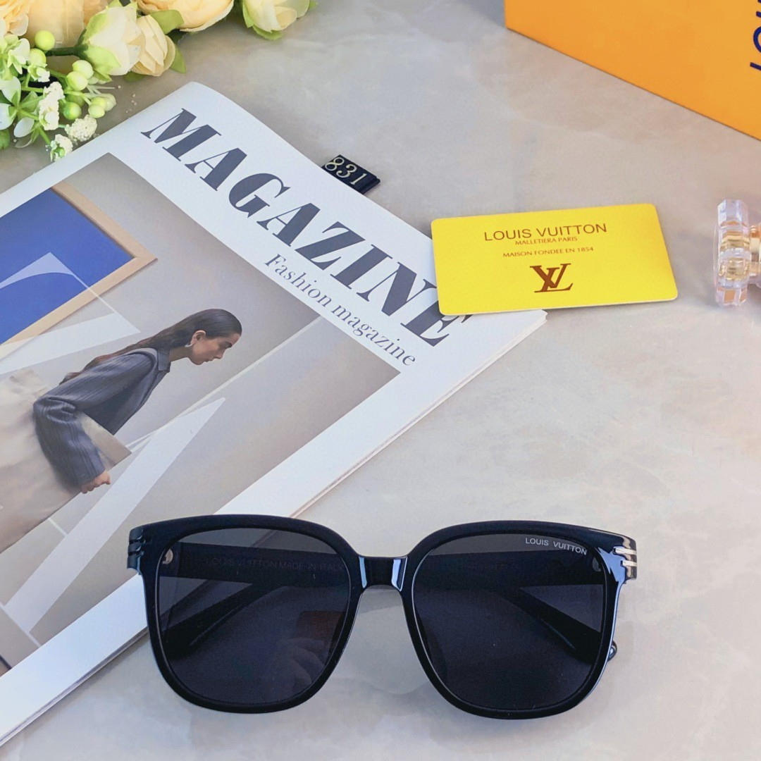 。。Louis vuitto*偏光太阳眼镜男女高级感时尚素颜显脸小墨镜ins开车