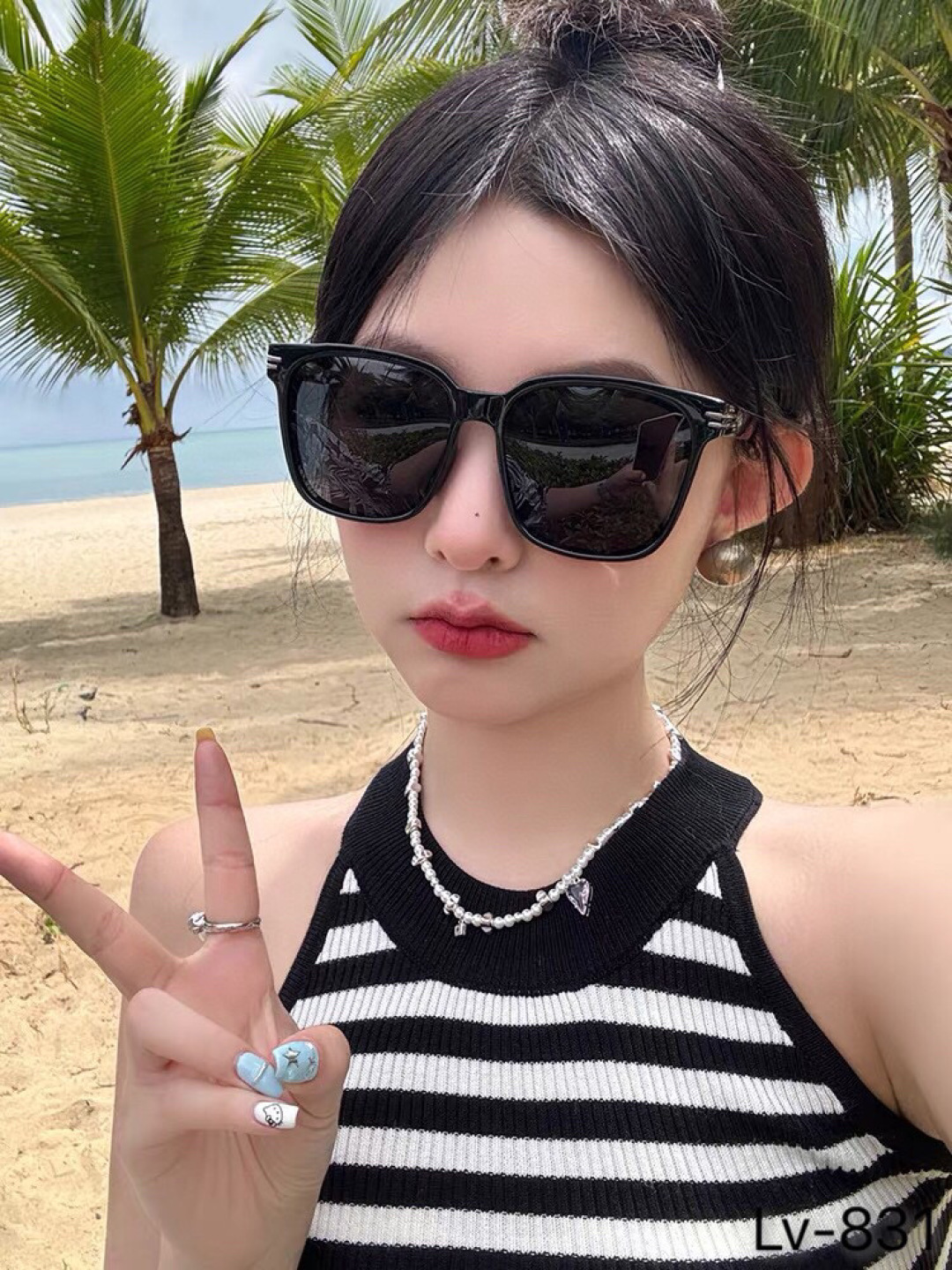 NO:370029,Louis vuitto* polarized sunglasses men and women high-end fashion face showing small sunglasses ins driving glasses sunglasses, glasses, louis vuitton19860909Louis vuitto*偏光太阳眼镜男女高级感时尚素颜显脸小墨镜ins开车眼镜墨镜太阳镜,眼镜,louis vuitton,glasses