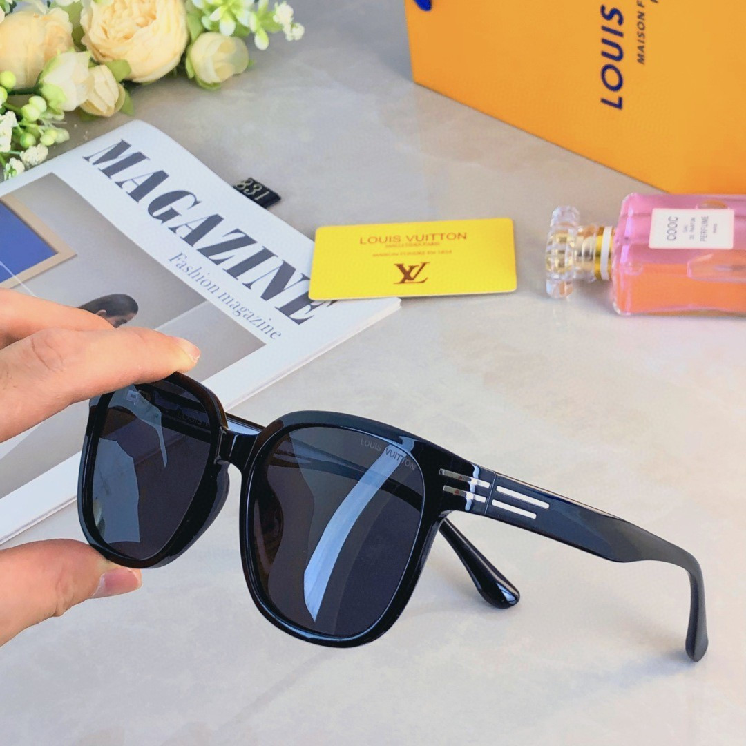 。。Louis vuitto*偏光太阳眼镜男女高级感时尚素颜显脸小墨镜ins开车