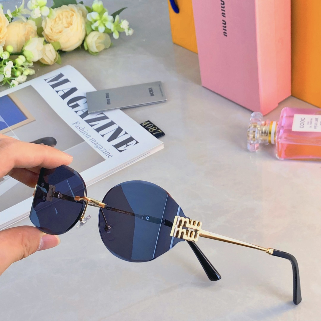 NO:370030,miumi*2025 high-end feel frameless edge-cut sunglasses for women, light luxury fashion sunglasses, UV sunglasses, sunglasses, miumiu19860909miumi*2025款高级感无框切边墨镜女轻奢时尚太阳眼镜防紫外线遮阳墨镜眼镜墨镜太阳镜,眼镜,miumiu,glasses
