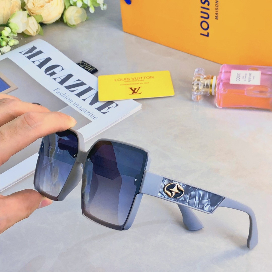 。。Louis vuitto*新款高级感时尚潮流墨镜女ins气质网红街拍遮阳太阳镜大框显瘦