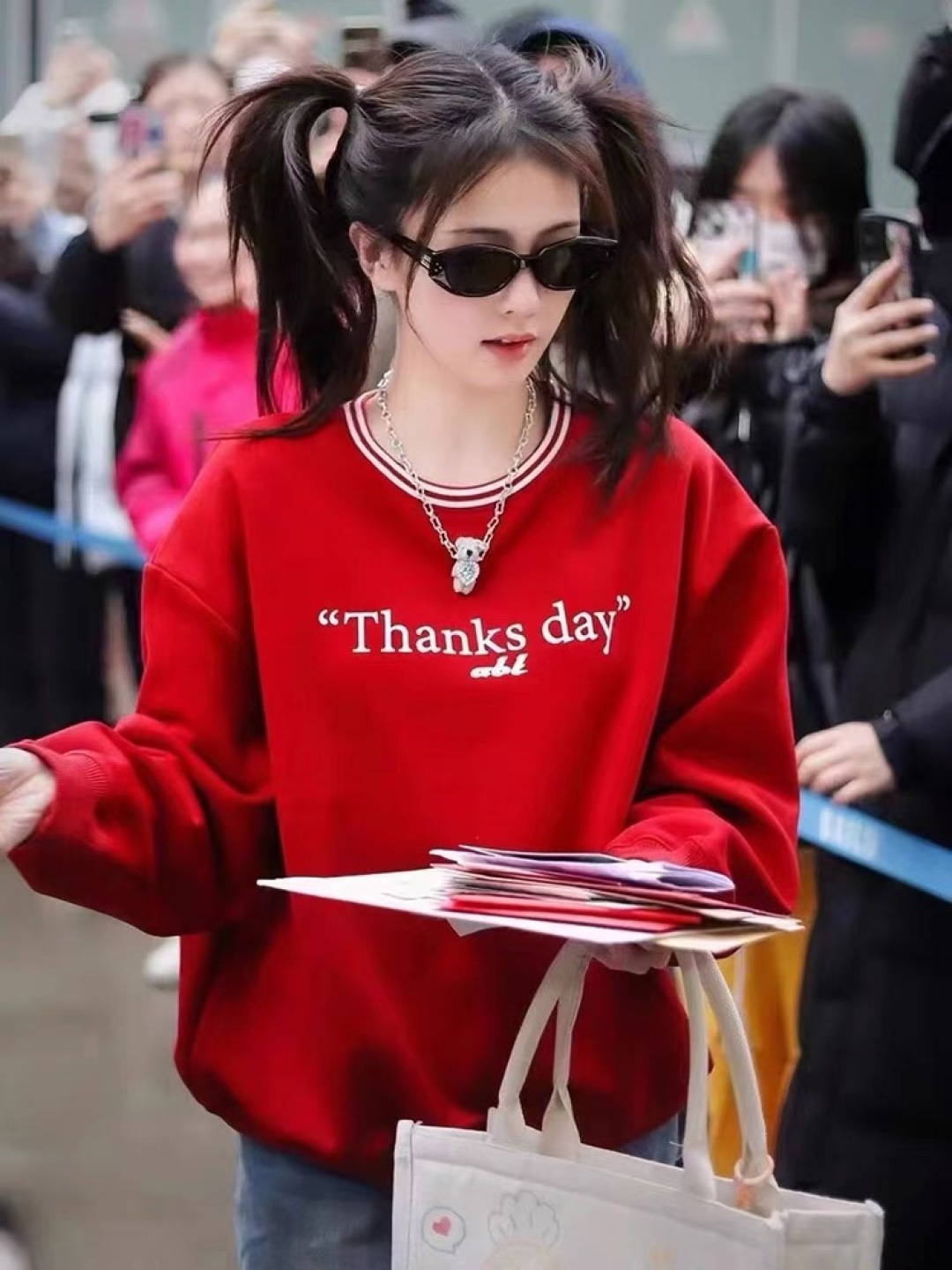 NO:370052,Louis vuitto*2025 new Korean version cat eye sunglasses retro high-end ins round face fashion sunglasses anti-ultraviolet glasses sunglasses sunglasses, glasses, louis vuitton19860909Louis vuitto*2025新款韩版猫眼墨镜复古高级感ins圆脸时尚太阳镜防紫外线眼镜墨镜太阳镜,眼镜,louis vuitton,glasses