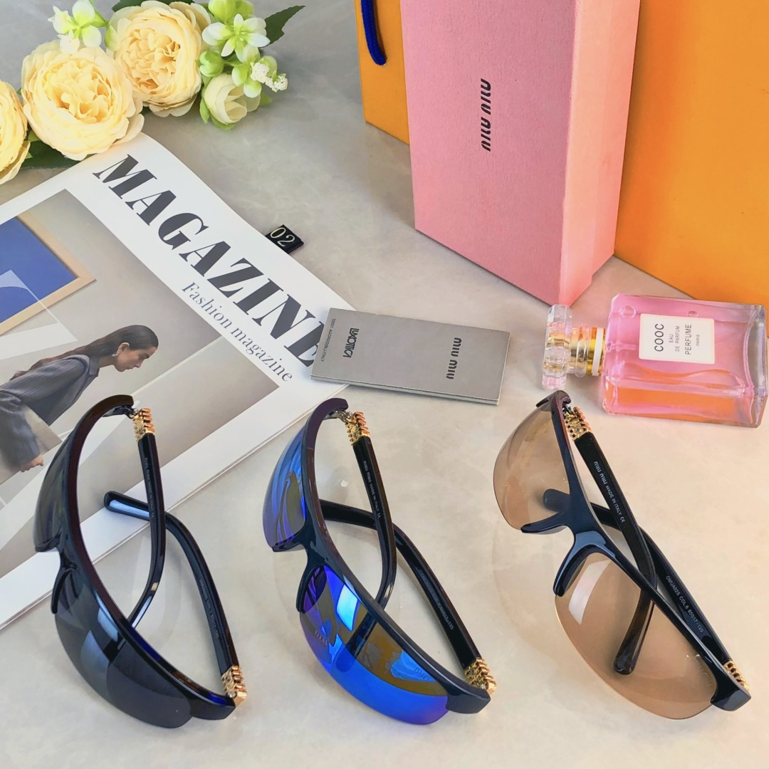 。。miumi*2025新款墨镜半框骑行太阳镜眉线框运动风眼镜onunk同款炫酷女潮