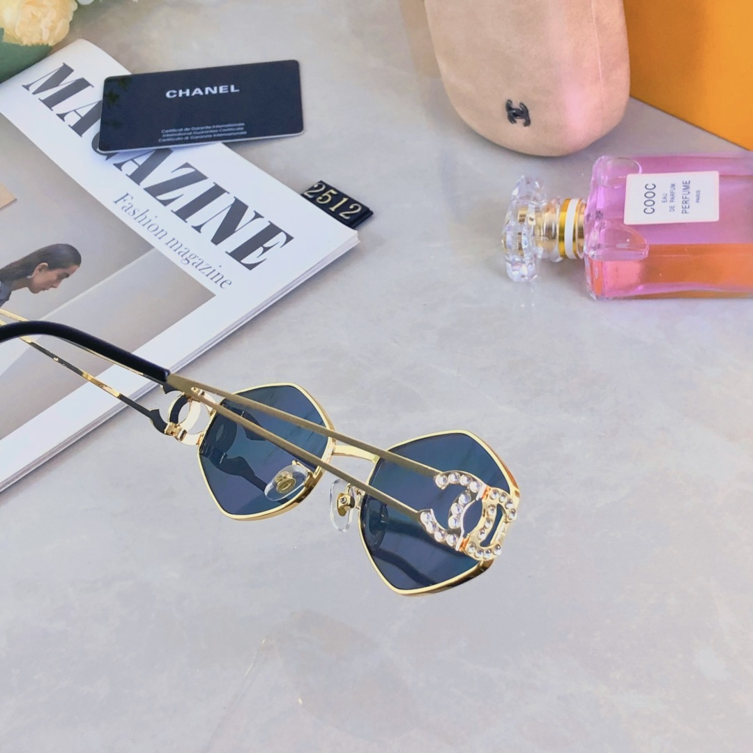 。。CHANE*高级感欧美个性时尚墨镜女款甜酷凹造型防紫外线太阳眼镜
