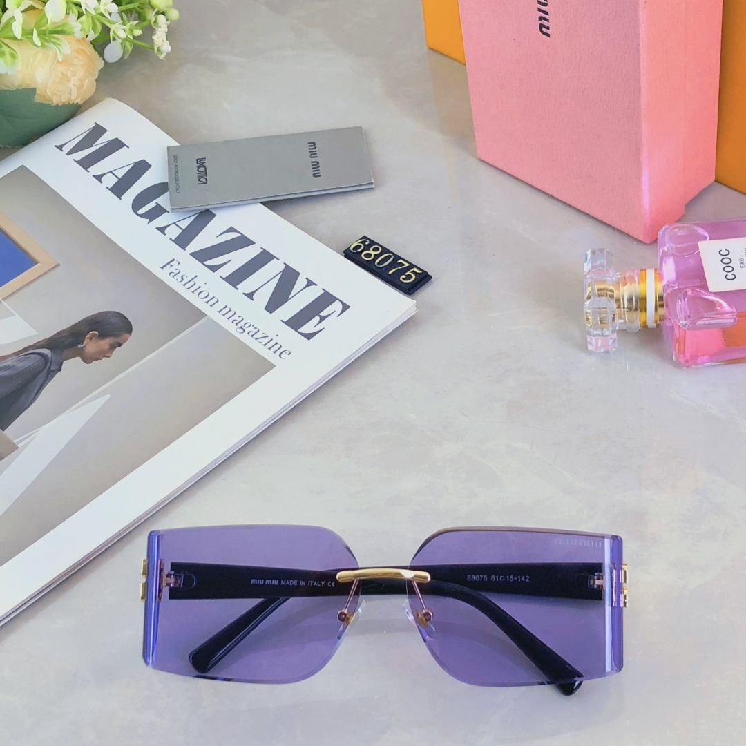 。。miumi*新款谬家欧美无框高级感太阳眼镜复古网红墨镜千禧辣妹太阳镜