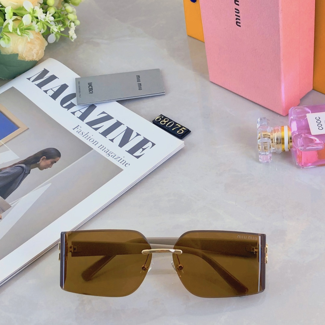 。。miumi*新款谬家欧美无框高级感太阳眼镜复古网红墨镜千禧辣妹太阳镜