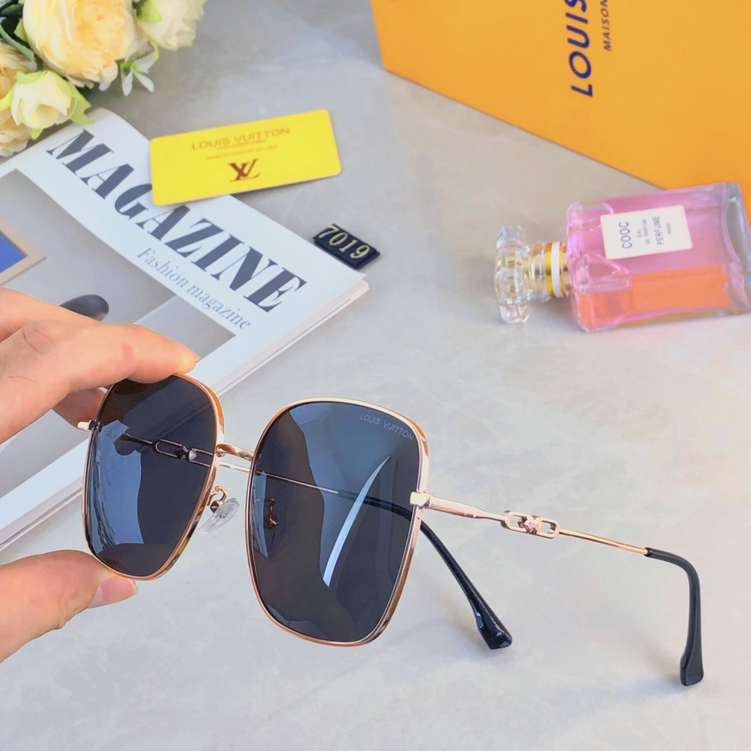 。。Louis vuitto*2025新款新款高级感偏光太阳镜女素颜ins风遮阳防晒墨镜潮款